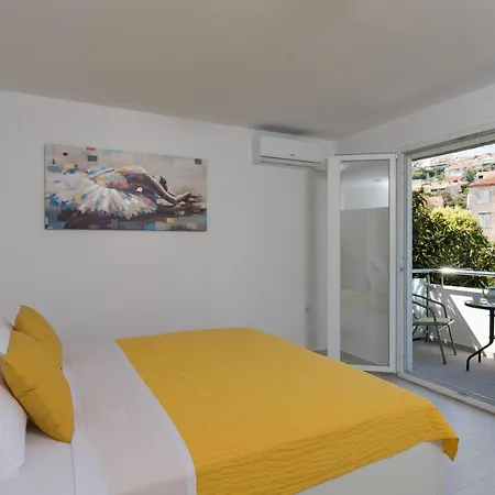 Fortinia Dubrovnik- Free Parking アパート *